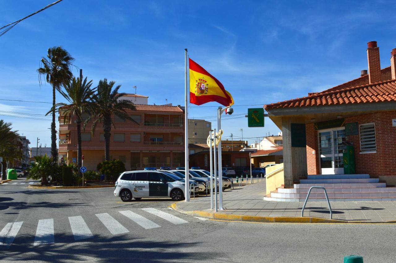 Comfortable Apartment In Torre De La Horadada Bagian luar foto